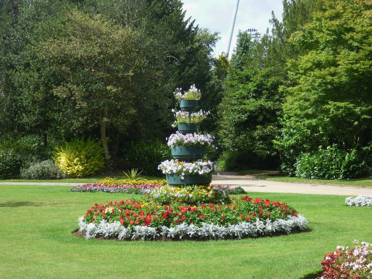 Floral displays at Cannon Hill Park (August 2021)